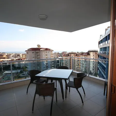 Apartment Crystal Park Apartment *